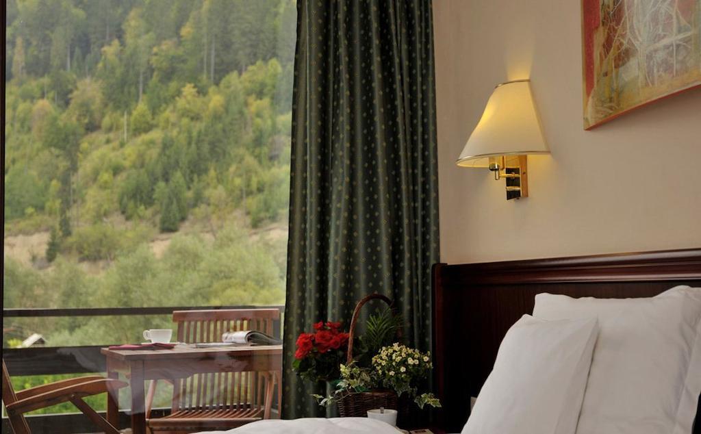 Zan Hotel Voineasa Eksteriør bilde