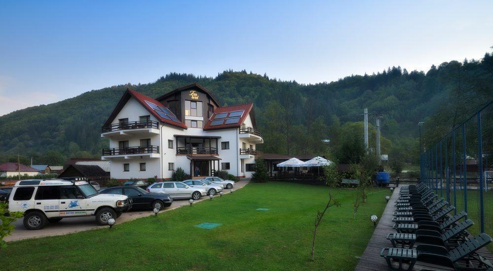 Zan Hotel Voineasa Eksteriør bilde
